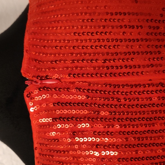 Dress - Picture 3 of 5